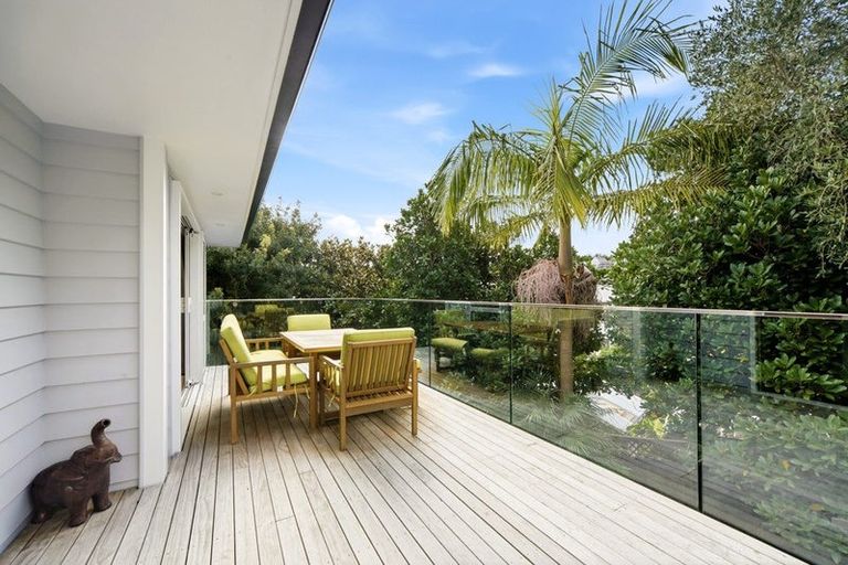 Photo of property in 11a Langana Avenue, Browns Bay, Auckland, 0630