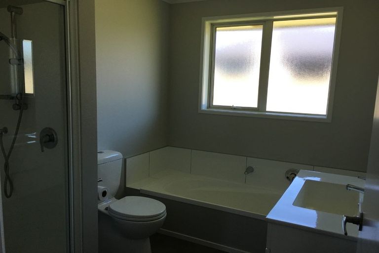 Photo of property in 9e Estate Grove, Inglewood, 4330