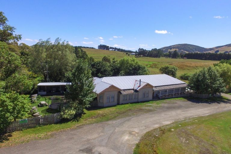 Photo of property in 3345 Weber Road, Weber, Dannevirke, 4970