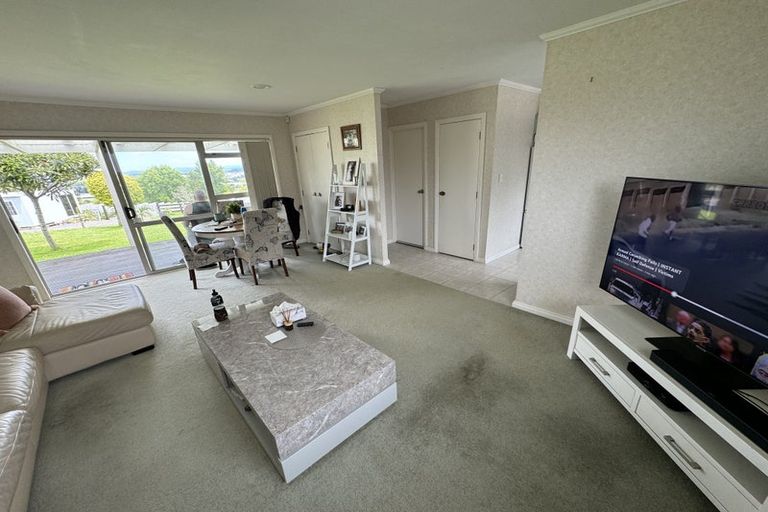 Photo of property in 290 Point View Drive, Dannemora, Auckland, 2016