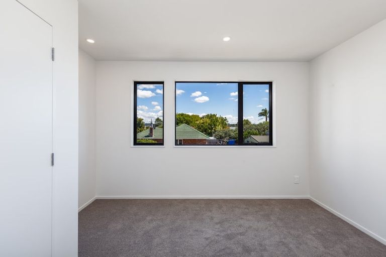 Photo of property in 10/115 Swanson Road, Henderson, Auckland, 0610