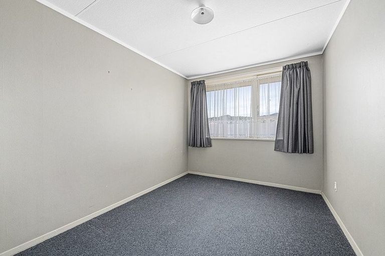 Photo of property in 9 Phar Lap Grove, Trentham, Upper Hutt, 5018