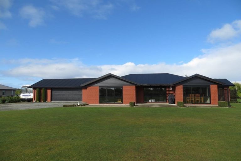 Photo of property in 111 Taiepa Road, Otatara, Invercargill, 9879