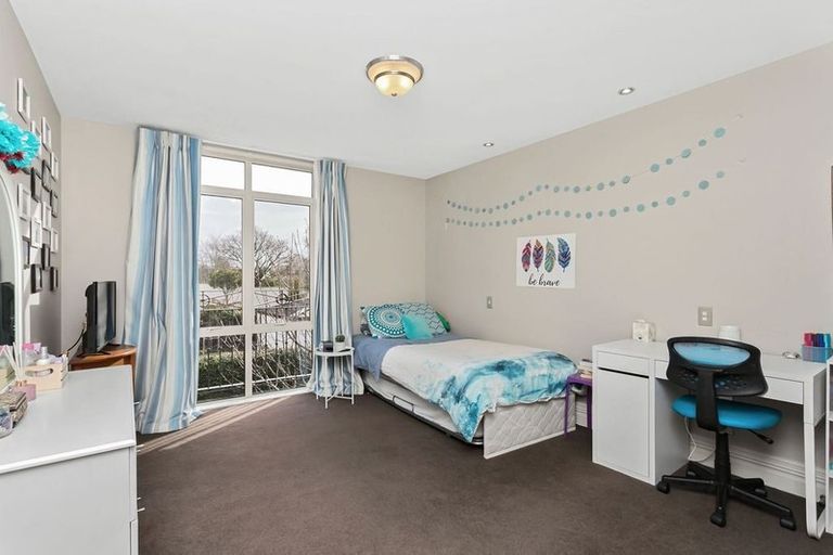 Photo of property in 45 Wroxton Terrace, Merivale, Christchurch, 8014