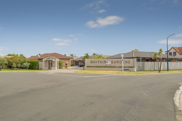 Photo of property in Mayfair Gardens, 3/2 Mayfair Close, Whitianga, 3510
