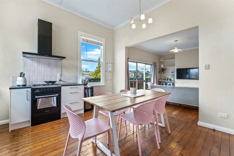 Photo of property in 1 Wickliffe Terrace, Port Chalmers, 9023