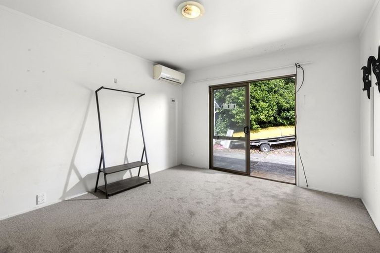 Photo of property in 81 College Road, Northcote, Auckland, 0627