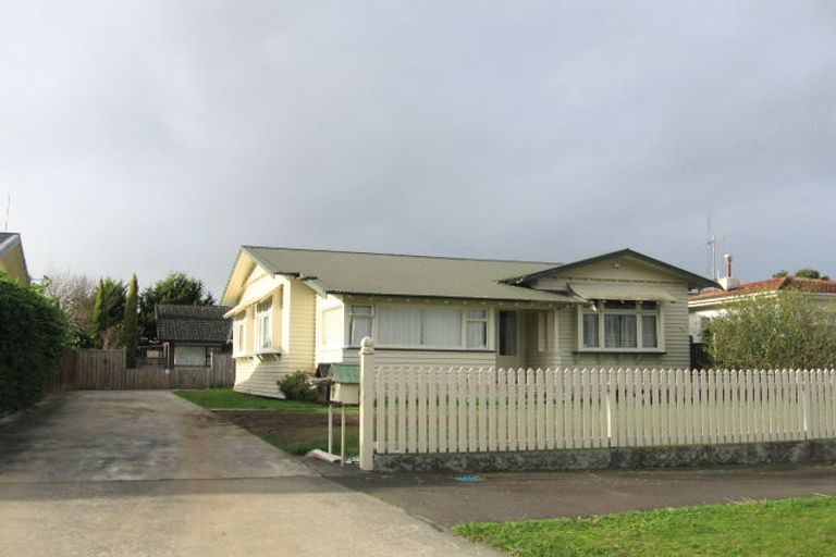 Photo of property in 7a Russell Street, Palmerston North, 4414