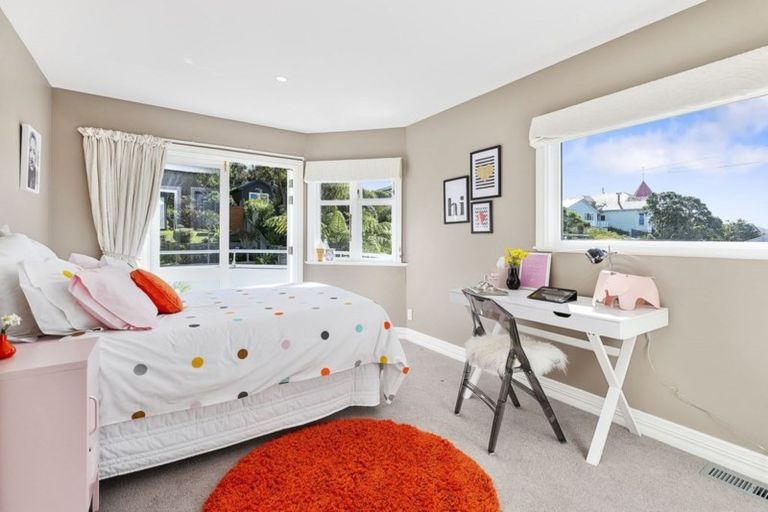 Photo of property in 20 Mitchell Street, Brooklyn, Wellington, 6021