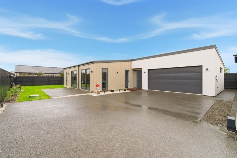 Photo of property in 9 Summerleas Lane, Halswell, Christchurch, 8025