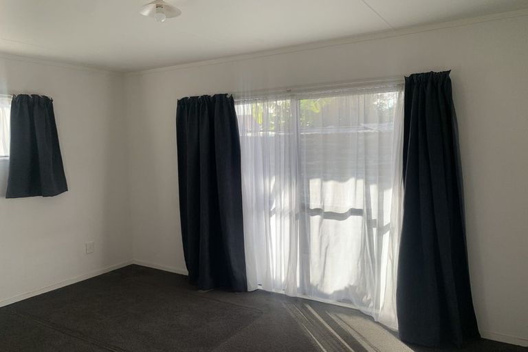 Photo of property in 2 Inverness Avenue, Hamilton East, Hamilton, 3216