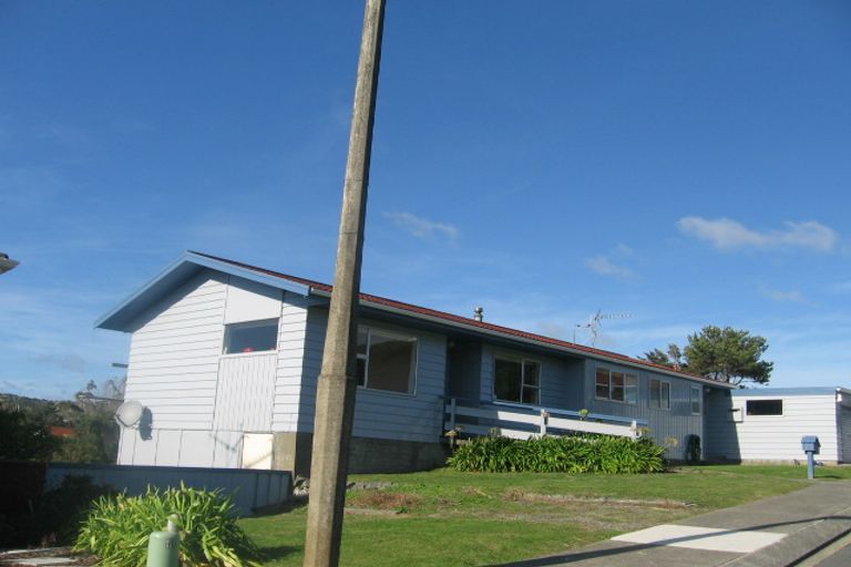 Photo of property in 5 Fathom Lane, Whitby, Porirua, 5024