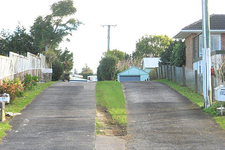 Photo of property in 15 Coxhead Road, Manurewa, Auckland, 2102