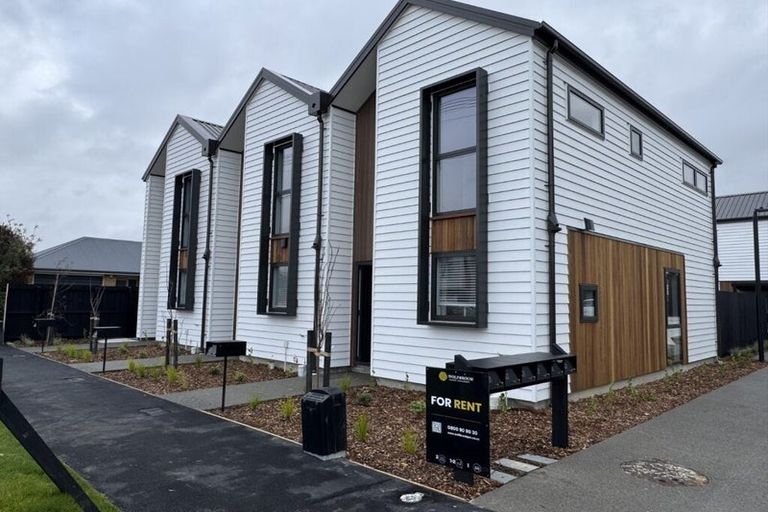 Photo of property in 8/21 Fairfield Avenue, Addington, Christchurch, 8024