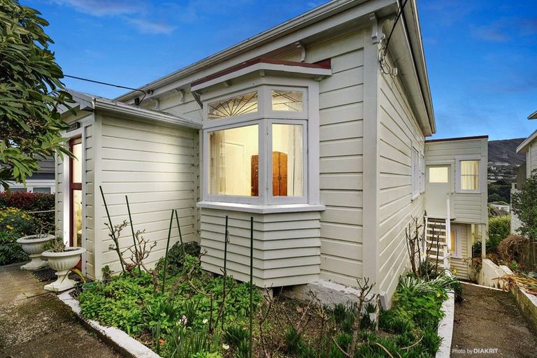 Photo of property in 12 Fernhill Terrace, Wadestown, Wellington, 6012