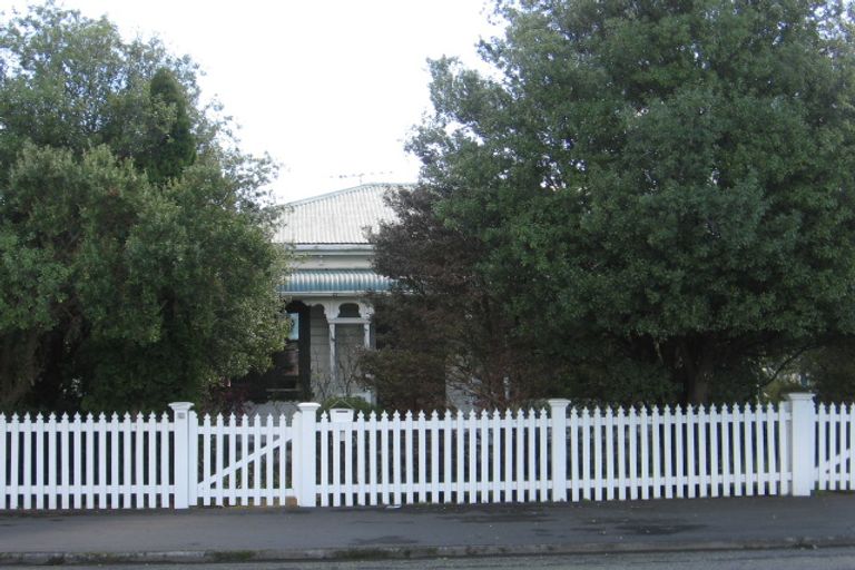 Photo of property in 25 Johnston Street, Featherston, 5710