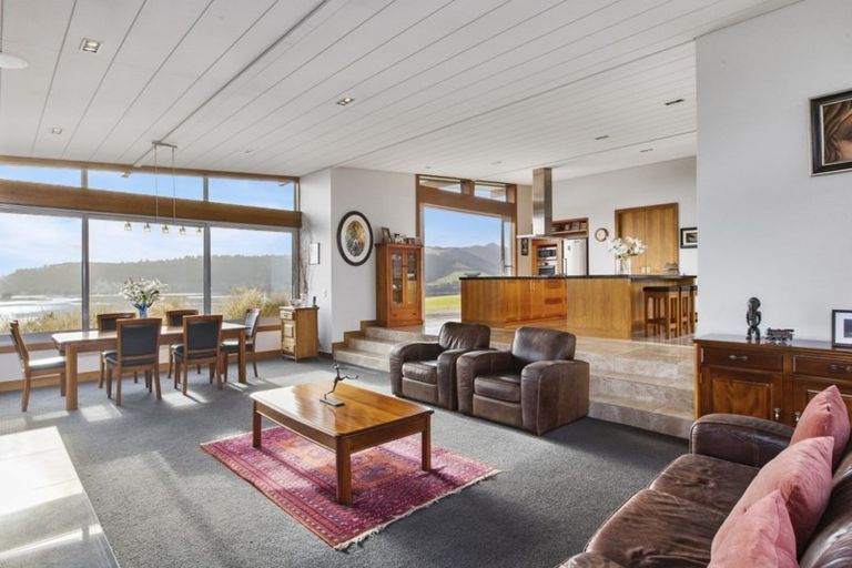 Photo of property in 4 Manse Road, Evansdale, Waitati, 9085