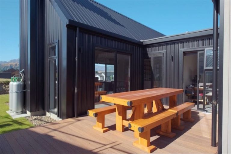 Photo of property in 43 Northburn Road, Wanaka, 9305