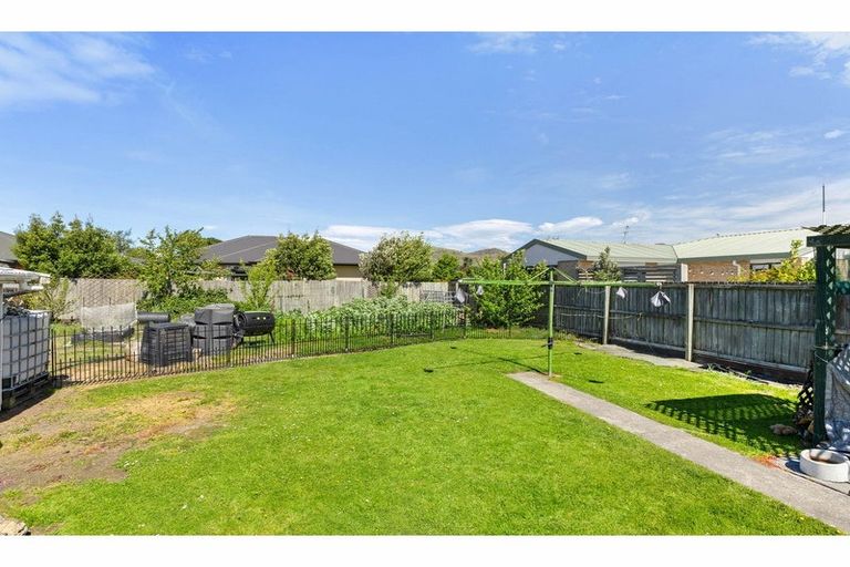 Photo of property in 72 Saint Johns Street, Woolston, Christchurch, 8062