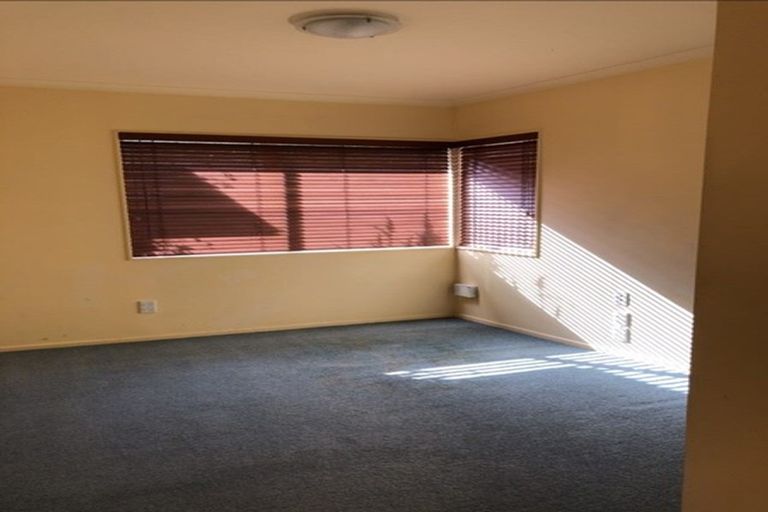 Photo of property in 21 Sheralee Place, Bucklands Beach, Auckland, 2014