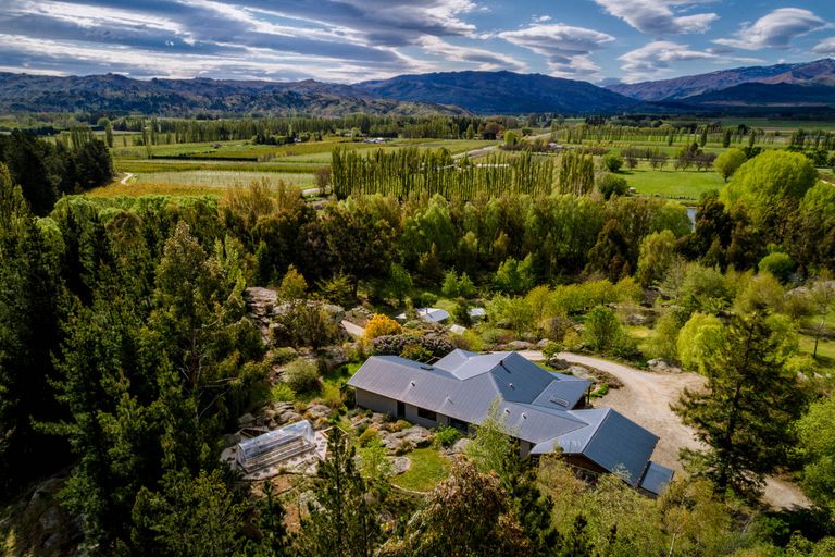 Photo of property in 85 Conroys Road, Earnscleugh, Alexandra, 9391