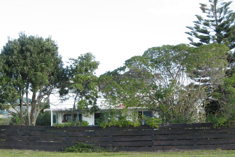 Photo of property in 290 Ocean Road, Ohope, 3121
