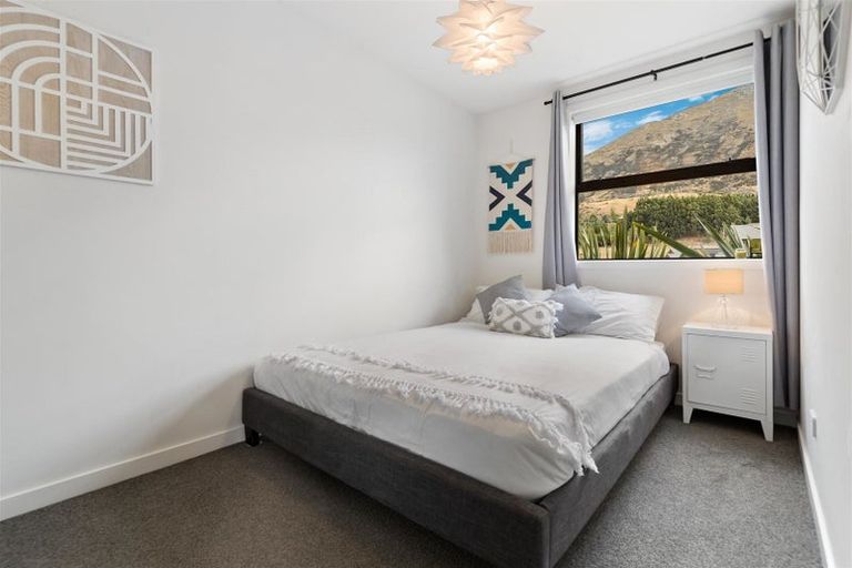 Photo of property in 11 Violet Way, Lower Shotover, Queenstown, 9304