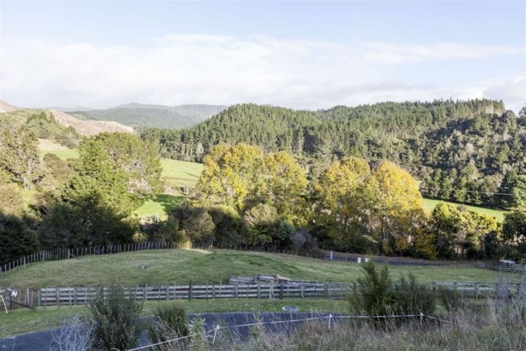Photo of property in 11 Manuka Drive, Whangamata, 3691