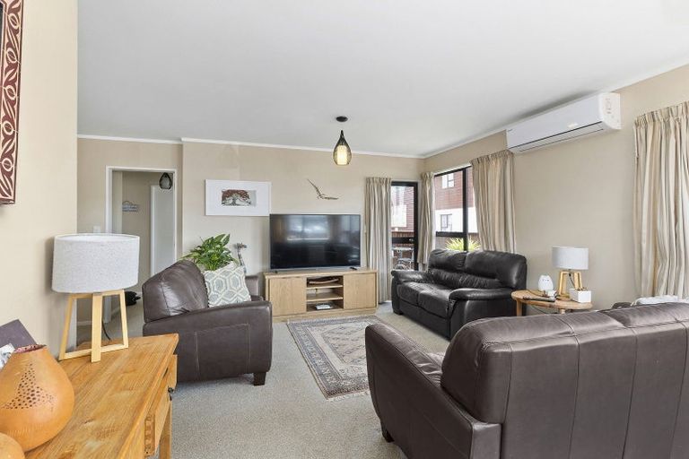 Photo of property in 25a Kemp Street, Kilbirnie, Wellington, 6022