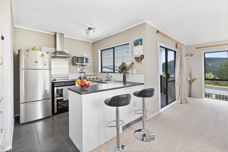 Photo of property in 129 Jamaica Drive, Grenada North, Wellington, 5028