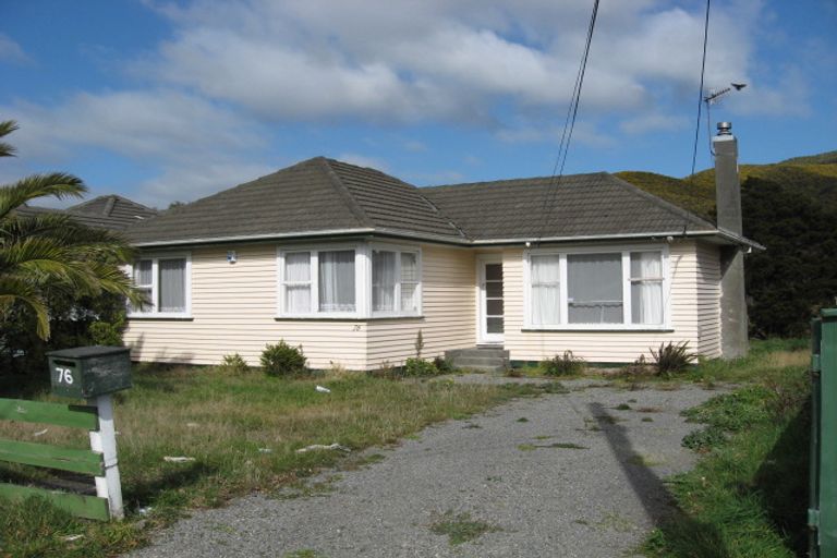 Photo of property in 76 Wood Street, Wainuiomata, Lower Hutt, 5014