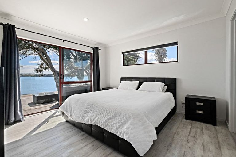 Photo of property in 12 Channel View Road, Clarks Beach, Pukekohe, 2679