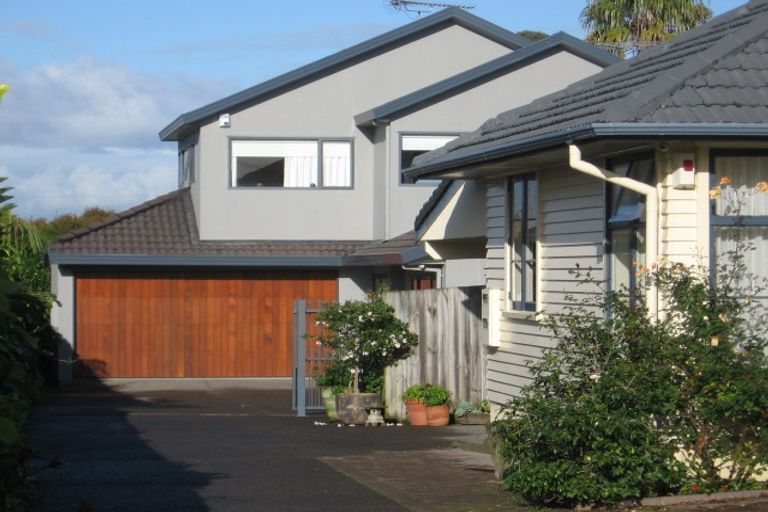 Photo of property in 2/24 Riverlea Avenue, Pakuranga, Auckland, 2010