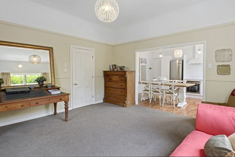 Photo of property in 12 Seddon Street, Rangiora, 7400