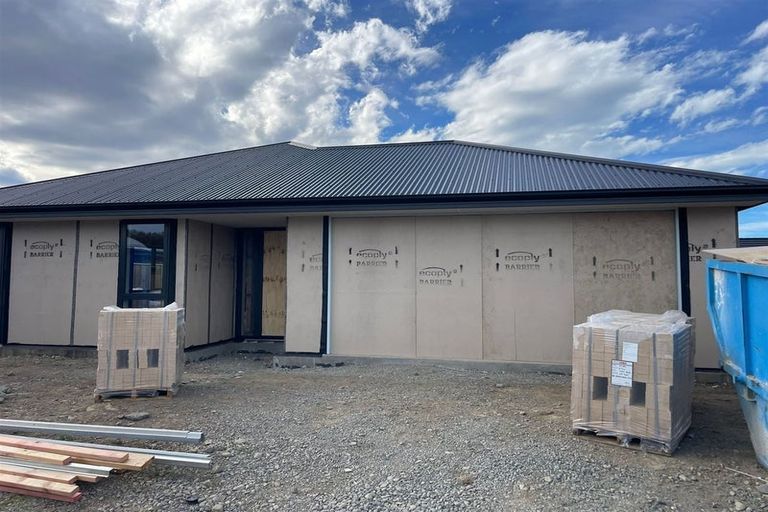 Photo of property in 38 Stackwood Avenue, Woodend, 7691