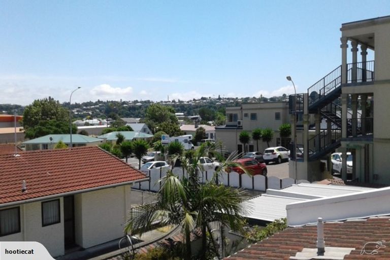 Photo of property in 455 Marine Parade, Napier South, Napier, 4110