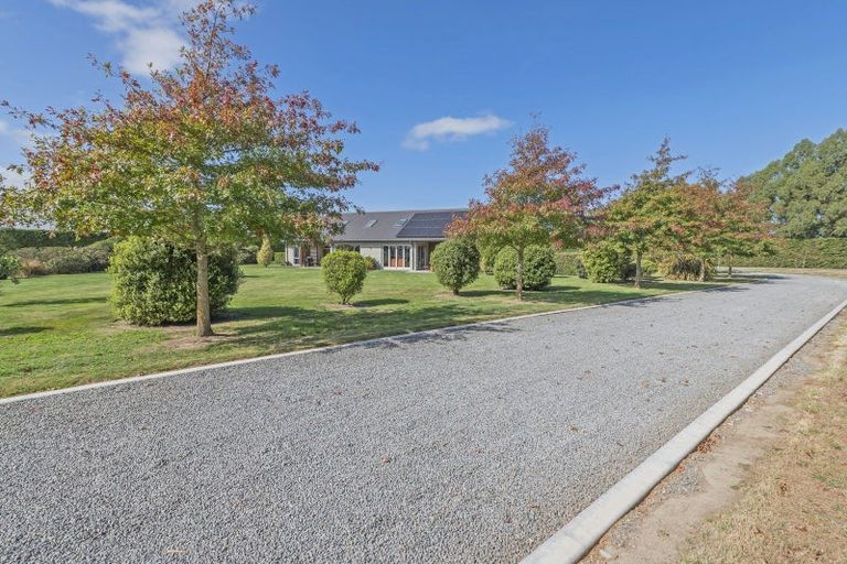 Photo of property in 39 Thorndon Close, Kirwee, Darfield, 7571