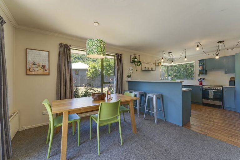 Photo of property in 84 Devon Street, Arrowtown, 9302