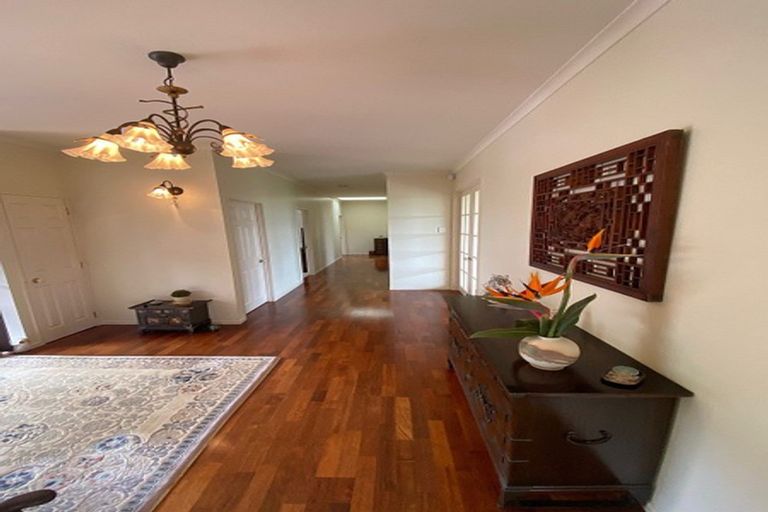 Photo of property in 14-18 Chester Avenue, Greenhithe, Auckland, 0632