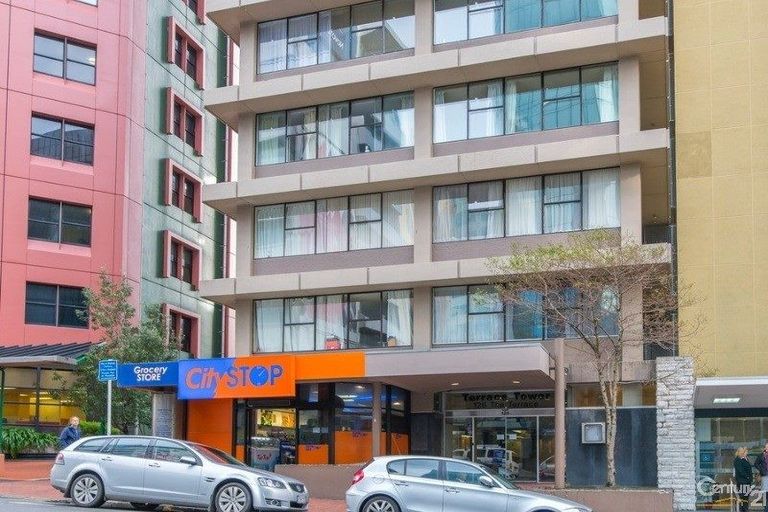 Photo of property in Terrace Tower Apartments, 3f/126 The Terrace, Wellington Central, Wellington, 6011