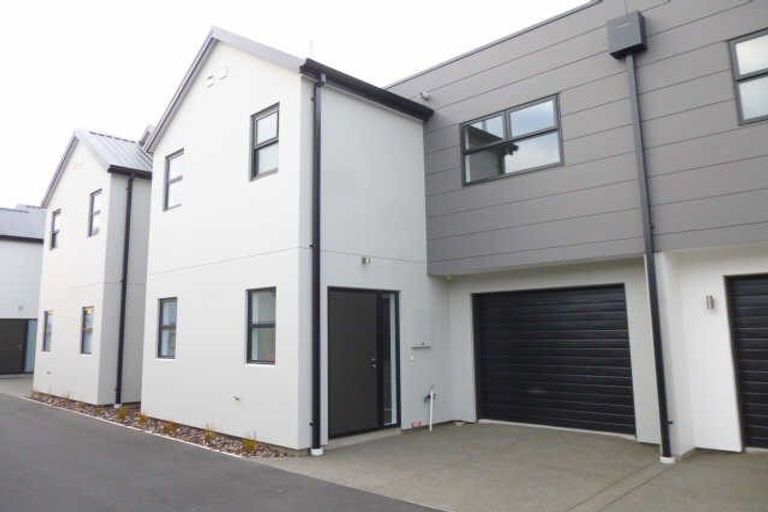 Photo of property in 5/34 John Campbell Crescent, Hillmorton, Christchurch, 8024