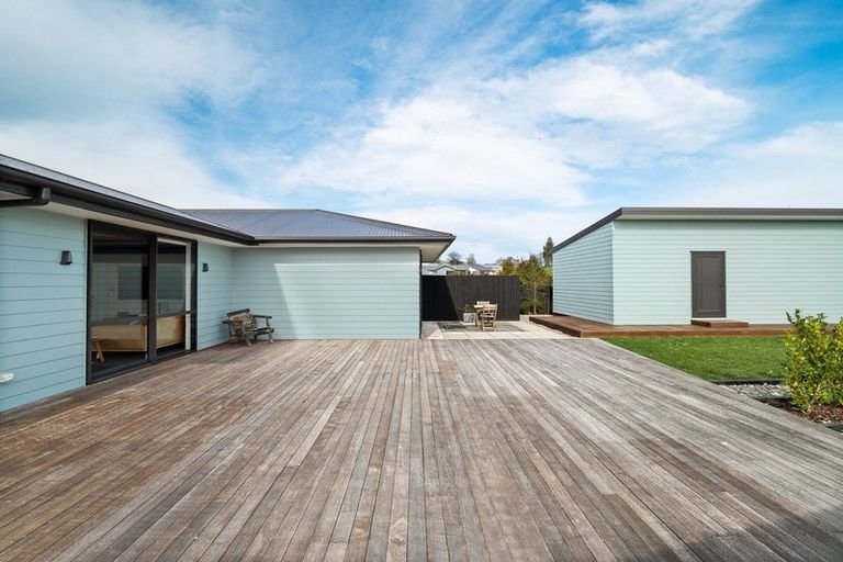 Photo of property in 50 Severn Street, Green Island, Dunedin, 9018