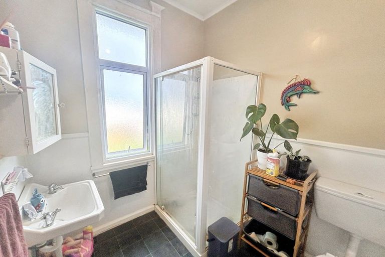 Photo of property in 1 Ashton Terrace, Castlecliff, Whanganui, 4501