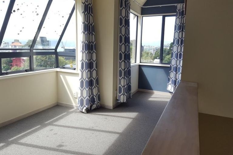 Photo of property in 14b Barton Terrace, Thorndon, Wellington, 6011