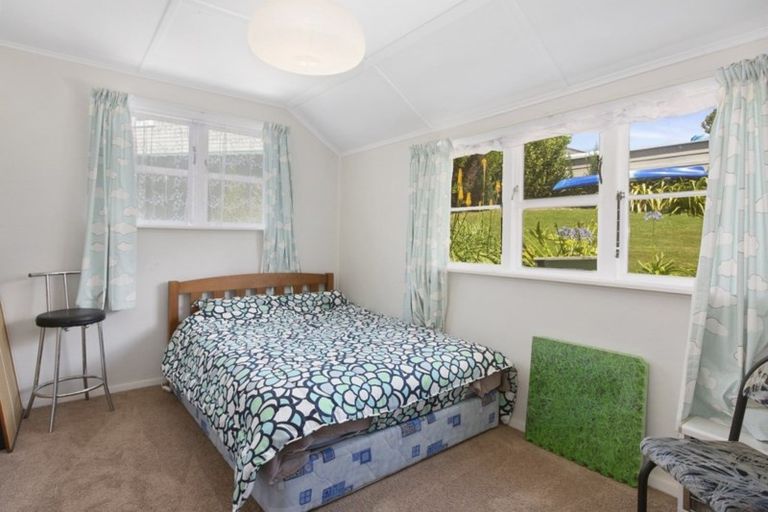 Photo of property in 114 District Road, Green Island, Dunedin, 9018