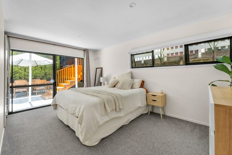 Photo of property in 3/58 Birkdale Road, Birkdale, Auckland, 0626