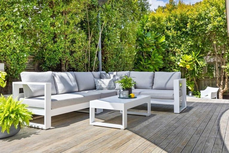 Photo of property in 33 Mural Place, Greenhithe, Auckland, 0632