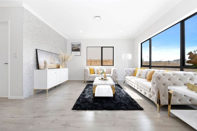 Photo of property in 96 Ksenia Drive, Flat Bush, Auckland, 2019