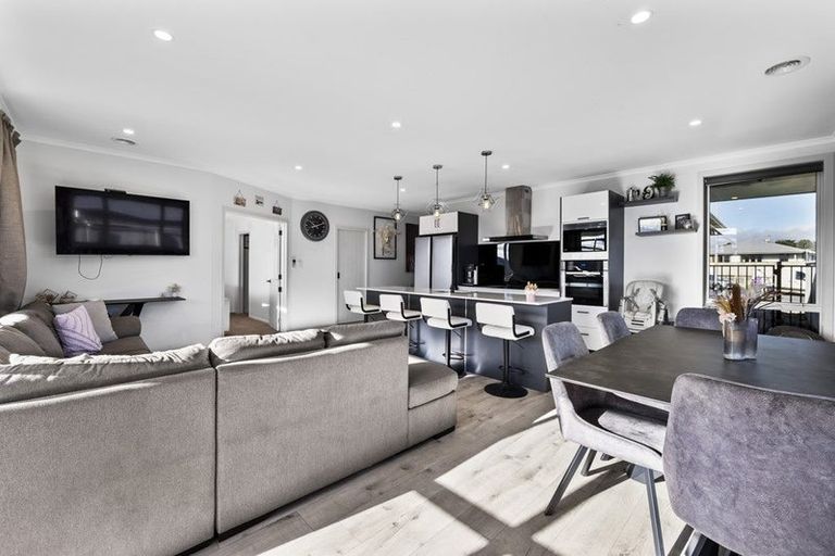 Photo of property in 23 Estate Grove, Inglewood, 4330