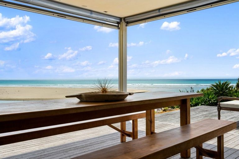 Photo of property in 14 Oraka Road, Mahia, Nuhaka, 4198